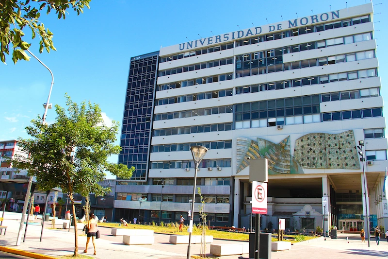 Universidad de Morón